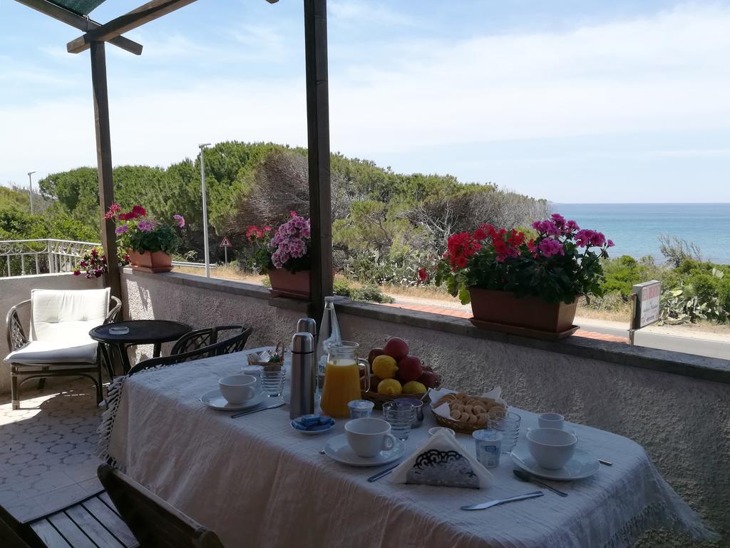 Bed and Breakfast Andrea E Valentina С'Аркитту-Кульери Экстерьер фото